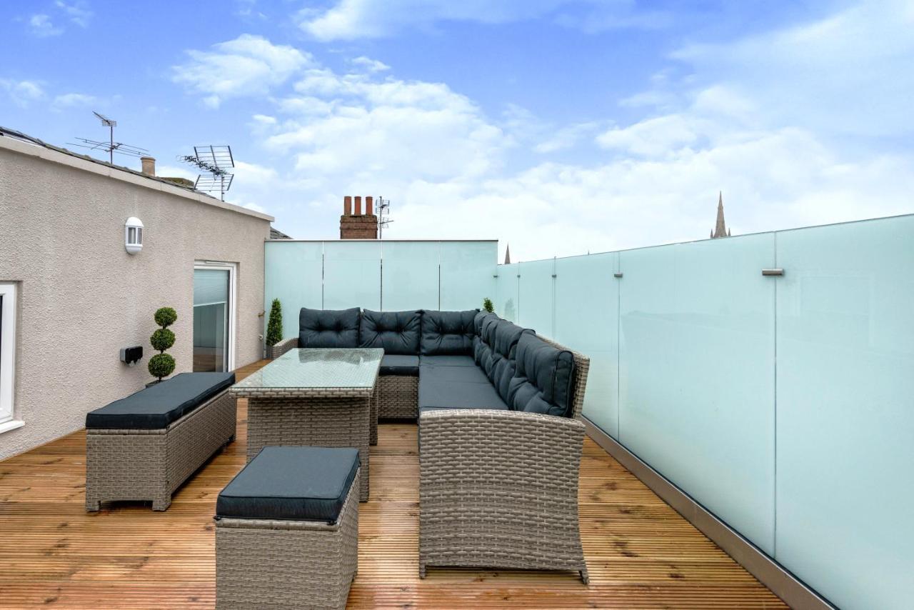 The Burton Penthouse By Fortuna Property كيلتنهام المظهر الخارجي الصورة